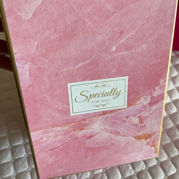 Birthday gift box with insulated mug, corkscrew, coaster etc - Picture 3 of 4